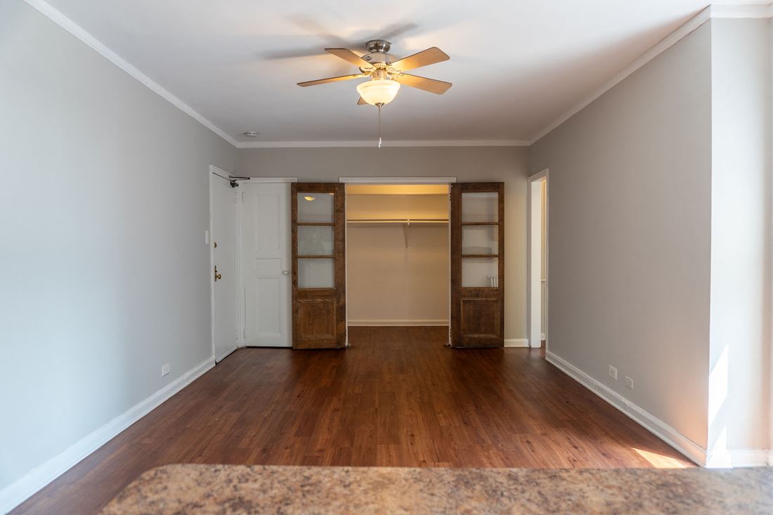 Wyndham Apartments photo